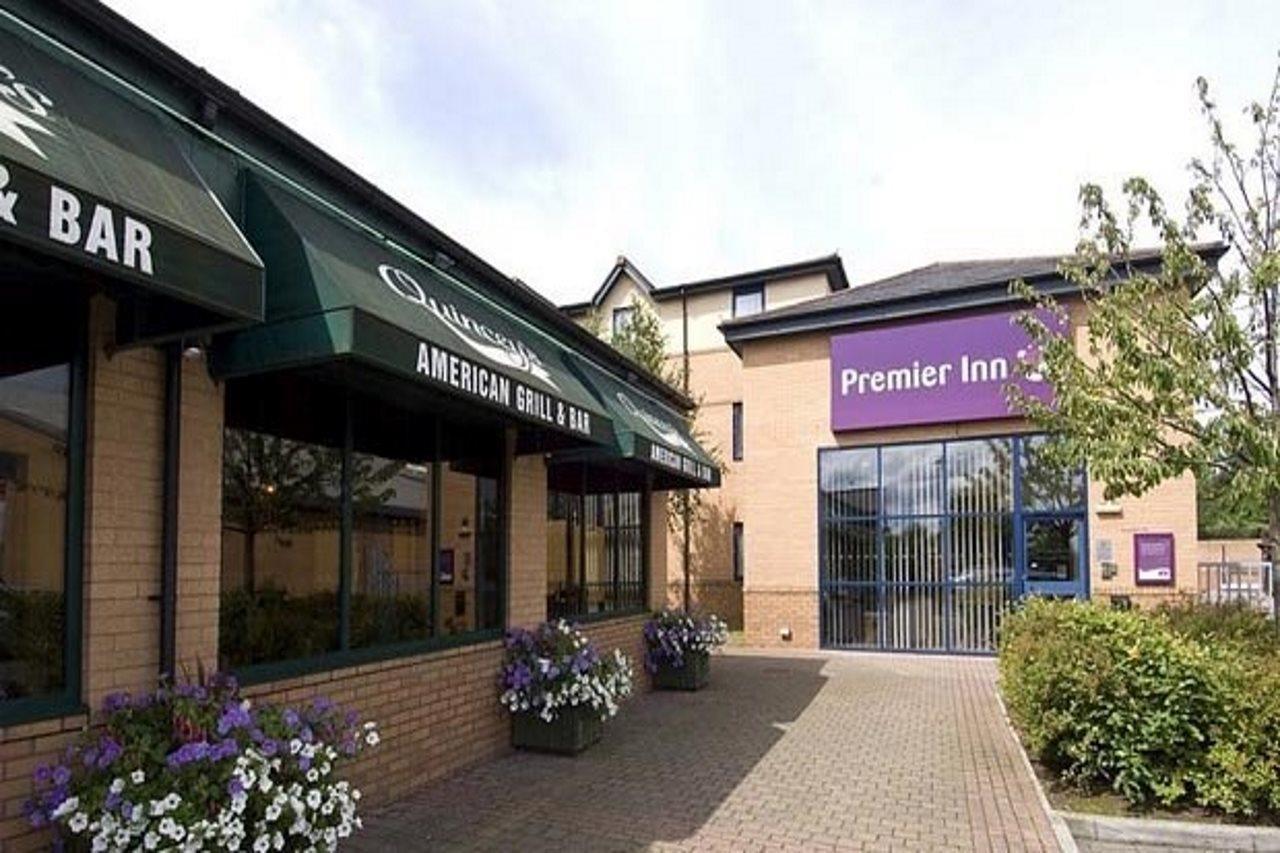 Premier Inn Bristol Filton エクステリア 写真